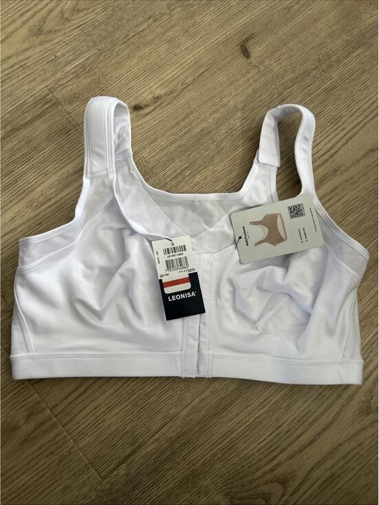 Leonisa Other - Leonisa Women's Multi Functional Support Posture Corrector Wireless Bra White 36